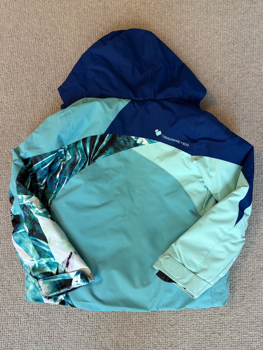 Obermeyer Aqua and Navy Girls' Hooded Ski Jacket with Patterned Sleeve - Picture 9 of 10